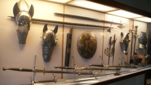 http://palazzoducale.visitmuve.it/en/the-museum/layout-and-collections/armoury/