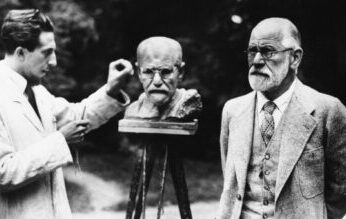http://www.ctvnews.ca/health/75-years-after-his-death-vienna-struggles-to-claim-some-of-freud-s-legacy-1.2020361