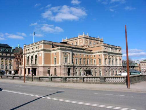 https://en.wikipedia.org/wiki/Royal_Swedish_Opera