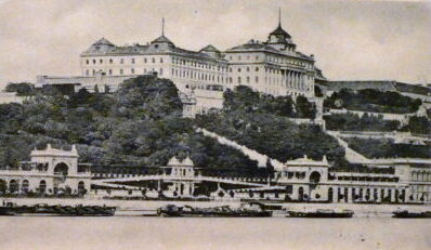 https://en.wikipedia.org/wiki/Buda_Castle