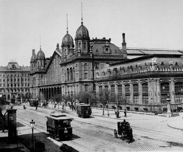 https://en.wikipedia.org/wiki/Budapest-Nyugati_Railway_Terminal