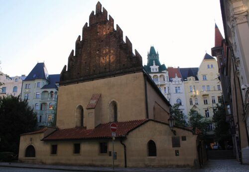 https://en.wikipedia.org/wiki/Old_New_Synagogue
