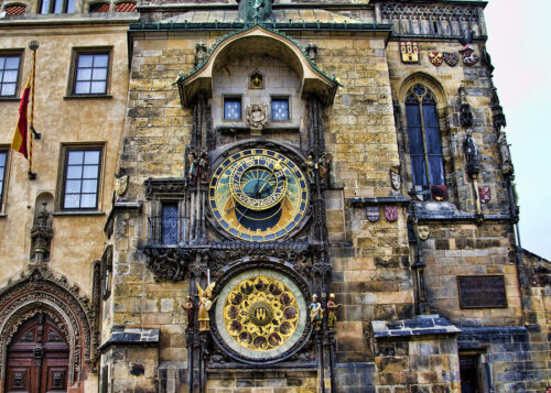 https://en.wikipedia.org/wiki/Prague_astronomical_clock