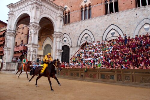 http://www.telegraph.co.uk/travel/destinations/europe/italy/articles/The-Siena-Palio-how-to-see-the-race/