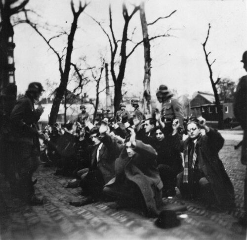 German raid on the Jonas Daniël Meijerplein in Amsterdam 25-26 feb 1941