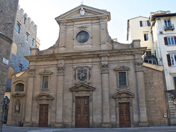 https://it.wikipedia.org/wiki/Basilica_di_Santa_Trinita