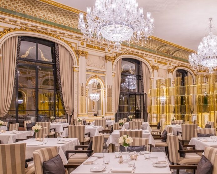 https://www.peninsula.com/en/paris/hotel-fine-dining/the-lobby-afternoon-tea