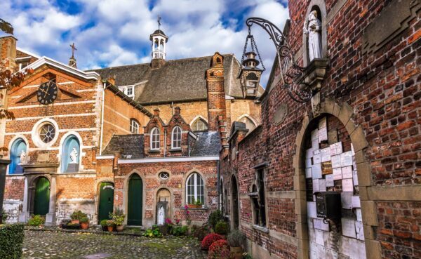 https://www.facebook.com/search/photos/?q=beguinage%20antwerp&f=Abo07TCSNDnr870Ts3wVBospjcu5C1S0vowmoQgd0wL2HRjGosOxWq_OEY1sMq3XEMaACtErFPmFueXSrVhyZxRfl-7nmn-r9hfEwnpMk1t3v_IkeSwtuNk_hw8Xi4D1NUM