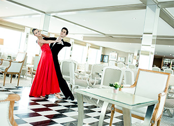 https://www.waltzvienna.com/authenticvienna/danceacademies/vienna-private-waltz-tuition/