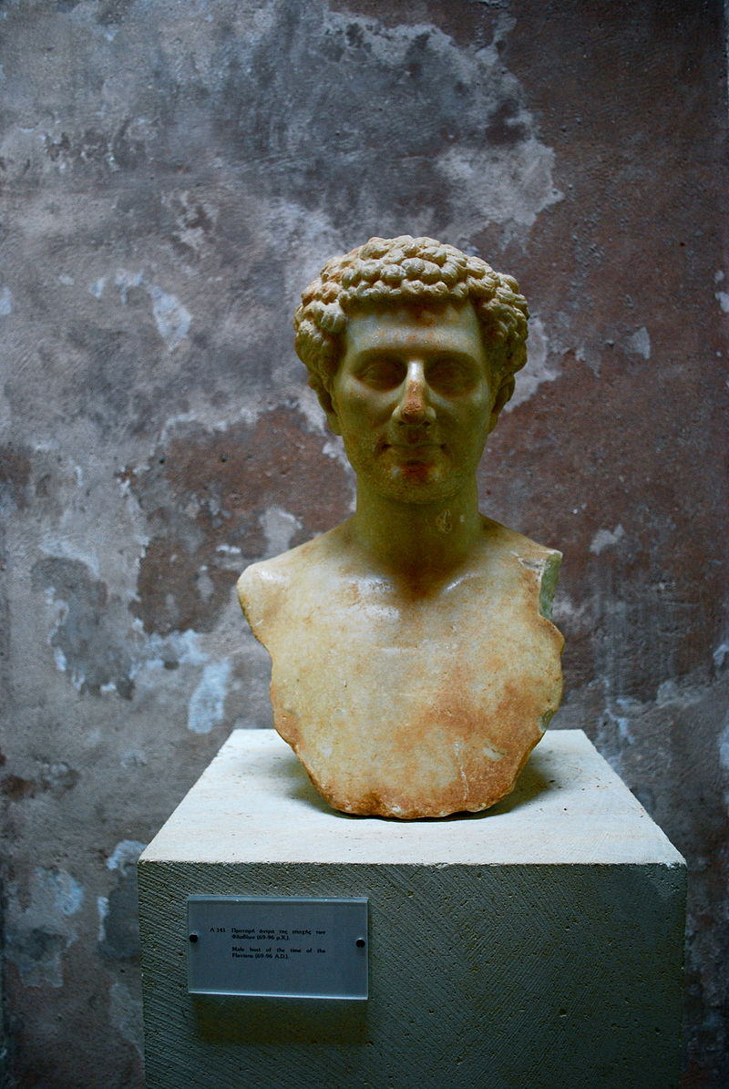 https://commons.wikimedia.org/wiki/Category:Ancient_Roman_art_in_the_Archaeological_Museum_(Chania)#/media/File:AMC_Roman_bust_of_a_man_(Flavian_period).jpg