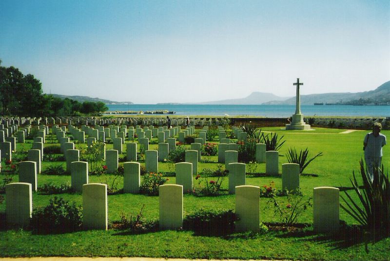 https://commons.wikimedia.org/wiki/Category:Souda_Bay_War_Cemetery#/media/File:Souda_Bay.jpg