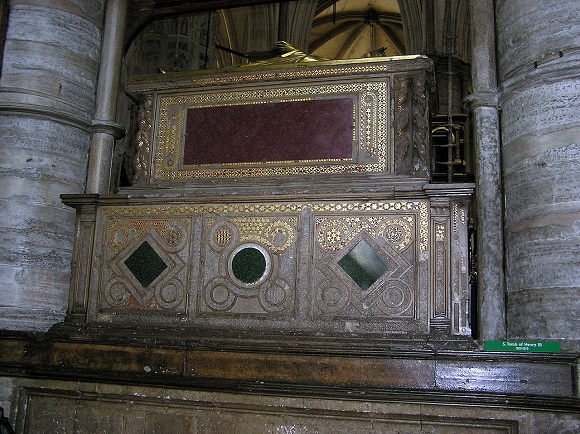 https://en.wikipedia.org/wiki/Henry_III_of_England#/media/File:Westminster.abbey.tombofhenry.london.arp.jpg