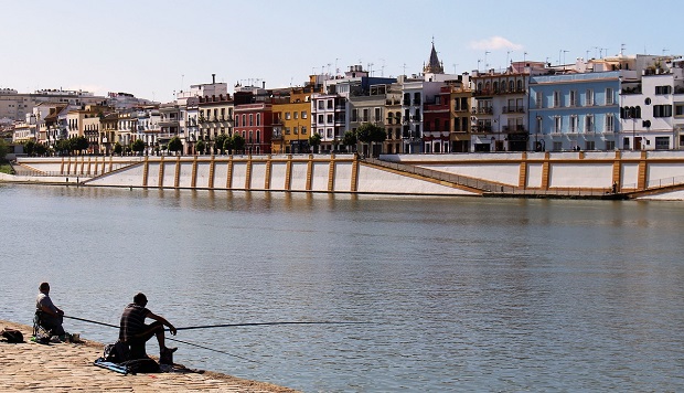 https://pixabay.com/de/photos/sevilla-spanien-fluss-guadalquivir-3382691/