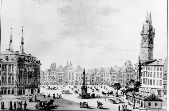 https://commons.wikimedia.org/wiki/File:Old_Town_Square,_Prague.jpg
