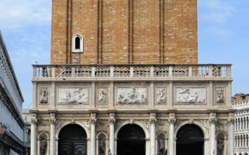 https://pixabay.com/de/photos/italien-venedig-campanile-st-marc-5245213/
