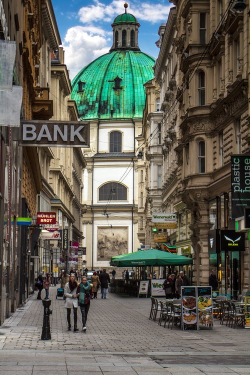 Peterskirche, Photo by https://www.pexels.com/search/PETERSKIRCHE%20VIENNA/