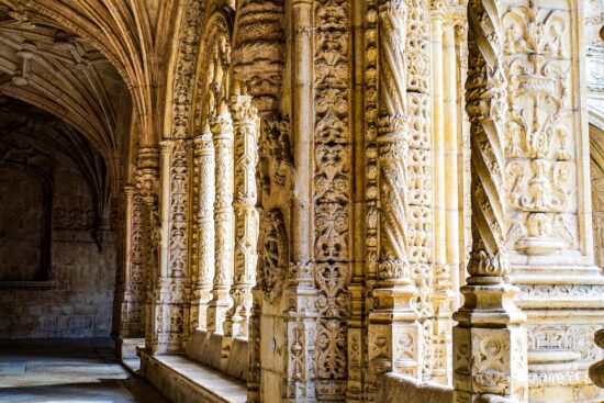 Mosteiro dos Jerónimos (https://pixabay.com/de/photos/portugal-belen-lissabon-reise-4631616/)