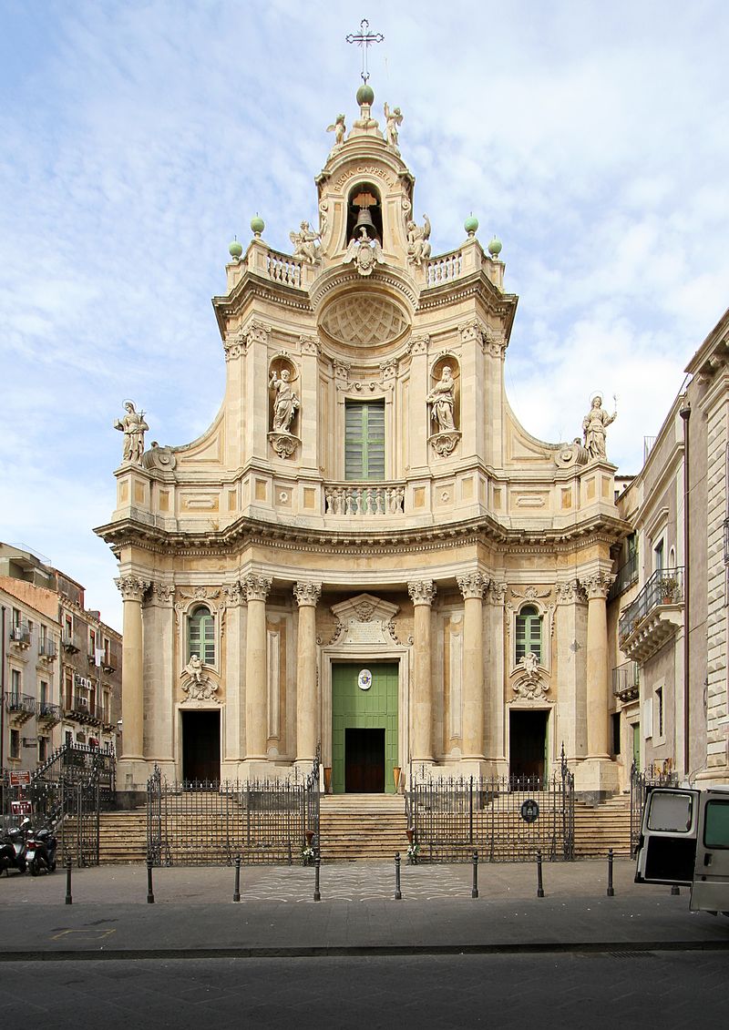https://commons.wikimedia.org/wiki/Category:Santa_Maria_dell%27Elemosina_(Catania)#/media/File:Catania,_Basilica_Collegiata_-_panoramio.jpg