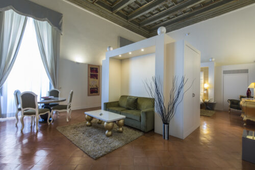 http://palazzocaracciolo.com/en/gallerie/accommodation-gallery/