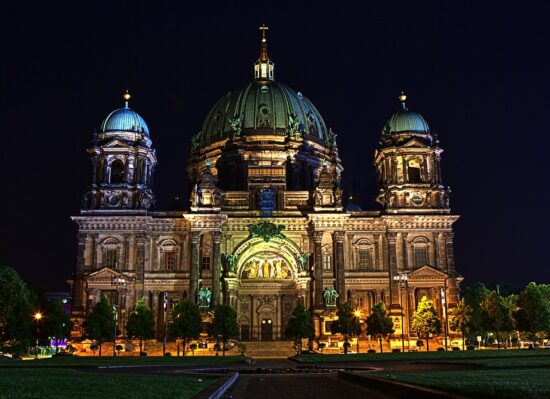 https://pixabay.com/de/photos/berlin-berliner-dom-hauptstadt-1461620/