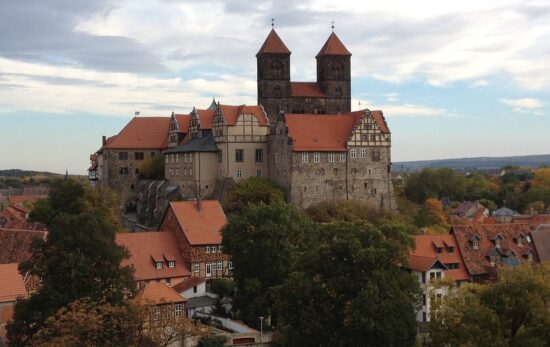 https://pixabay.com/de/photos/quedlinburg-weltkulturerbe-altstadt-168472/