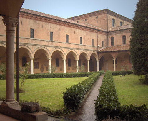 https://commons.wikimedia.org/wiki/Basilica_of_Saint_Dominic#/media/File:San_Domenico75.jpg
