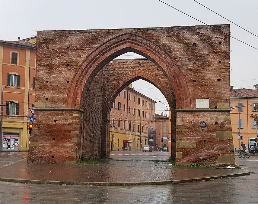 https://commons.m.wikimedia.org/wiki/File:Porta_San_Felice.._Bologna.jpg