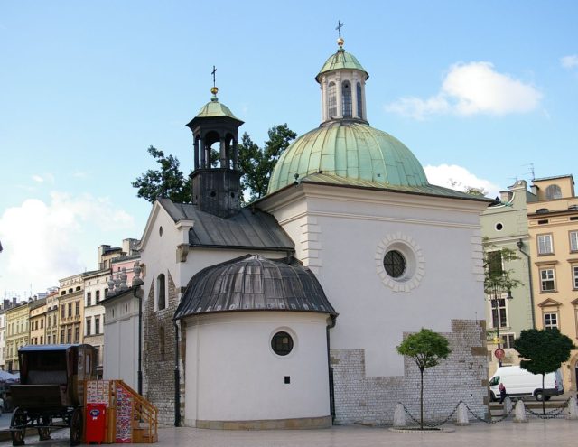 https://commons.wikimedia.org/wiki/File:Krakow_St_Adalbert%27s_Church_20070804_0912.jpg