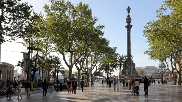 https://commons.wikimedia.org/wiki/Category:La_Rambla#/media/File:Spain_-_Barcelona,_La_Rambla_and_Mirador_de_Colom_-_panoramio.jpg