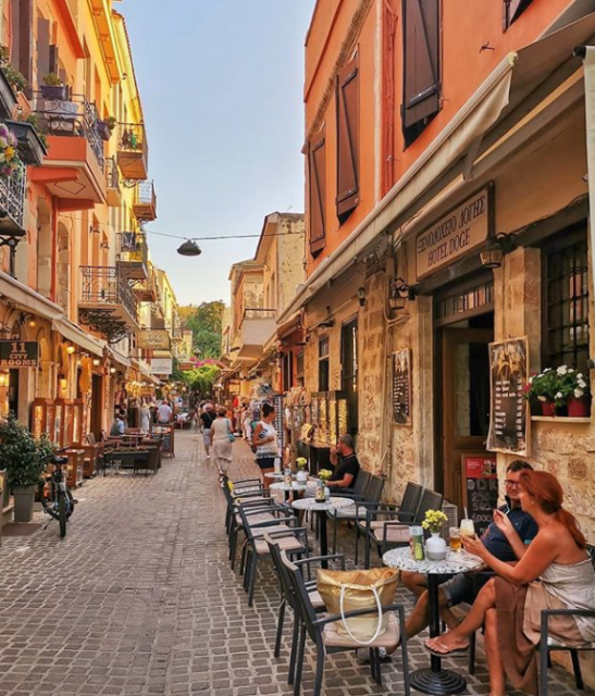 Learn the Old Town by heart Photo by https://www.instagram.com/perfect_chania/