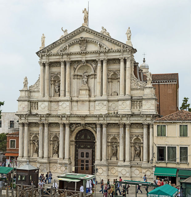https://en.wikipedia.org/wiki/Scalzi,_Venice#/media/File:Santa_Maria_degli_Scalzi_(Venice).jpg