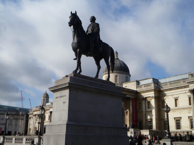 https://commons.wikimedia.org/wiki/File:George_IV_Trafalgar_Sq.JPG